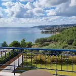 Afrato Village Sea View Apartman Muszáta