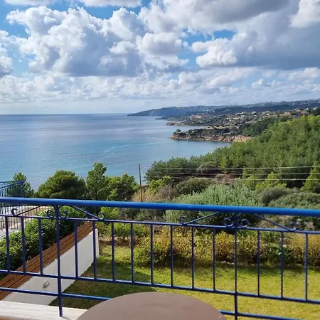 Afrato Village Sea View Διαμέρισμα Τραπεζάκι